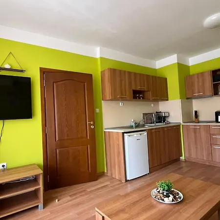 Kasandra 'д' 5 Sunny Slantchev Briag